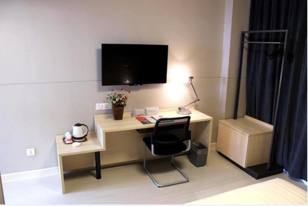 Jinjiang Inn Liuzhou Bubugao Square North Station Экстерьер фото